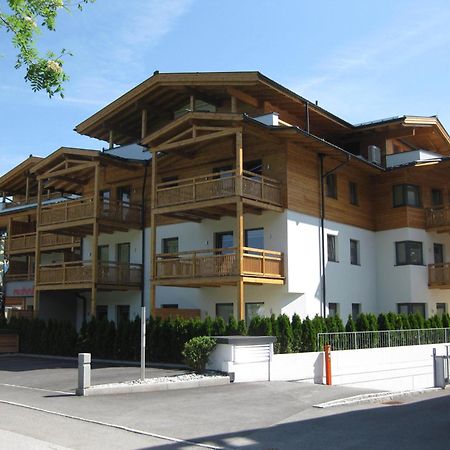 Avenida Style Appartements By Alpin Rentals - Incl Summercard Kaprun Eksteriør bilde